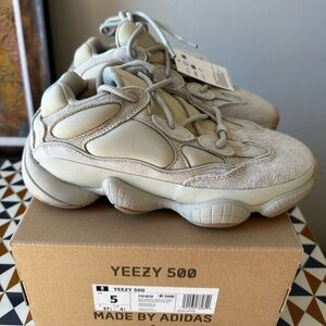Yeezy 500 Stone Size 5
